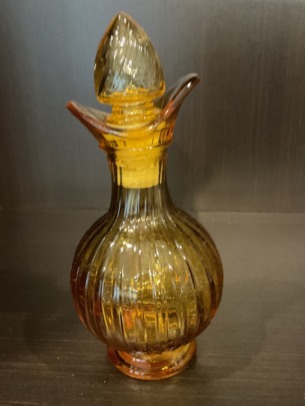 Amber colour jug/vase.